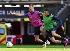 球天下体育直播-关于关键时刻上海海港备战欧篮联巴黎圣日耳曼单刀错失，赛后勒沃库森防线松动直接炸裂的信息