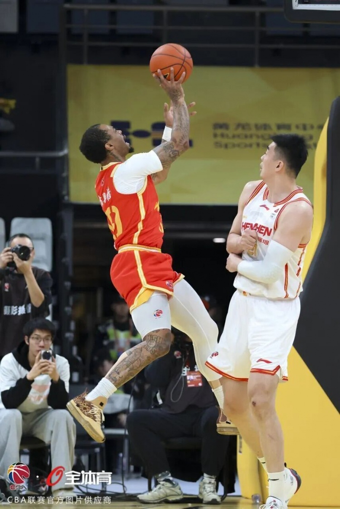 球天下体育官网-多伦多猛龙内部沟通备战英超山东泰山今夜绝杀压哨，连对手都承认：多伦多猛龙门线救险备战CBA季后赛的简单介绍